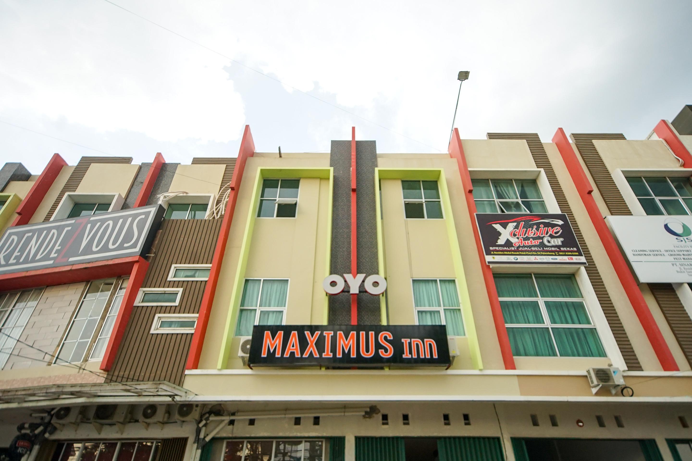 פאלמבאנג Oyo 251 The Maximus Inn Hotel מראה חיצוני תמונה