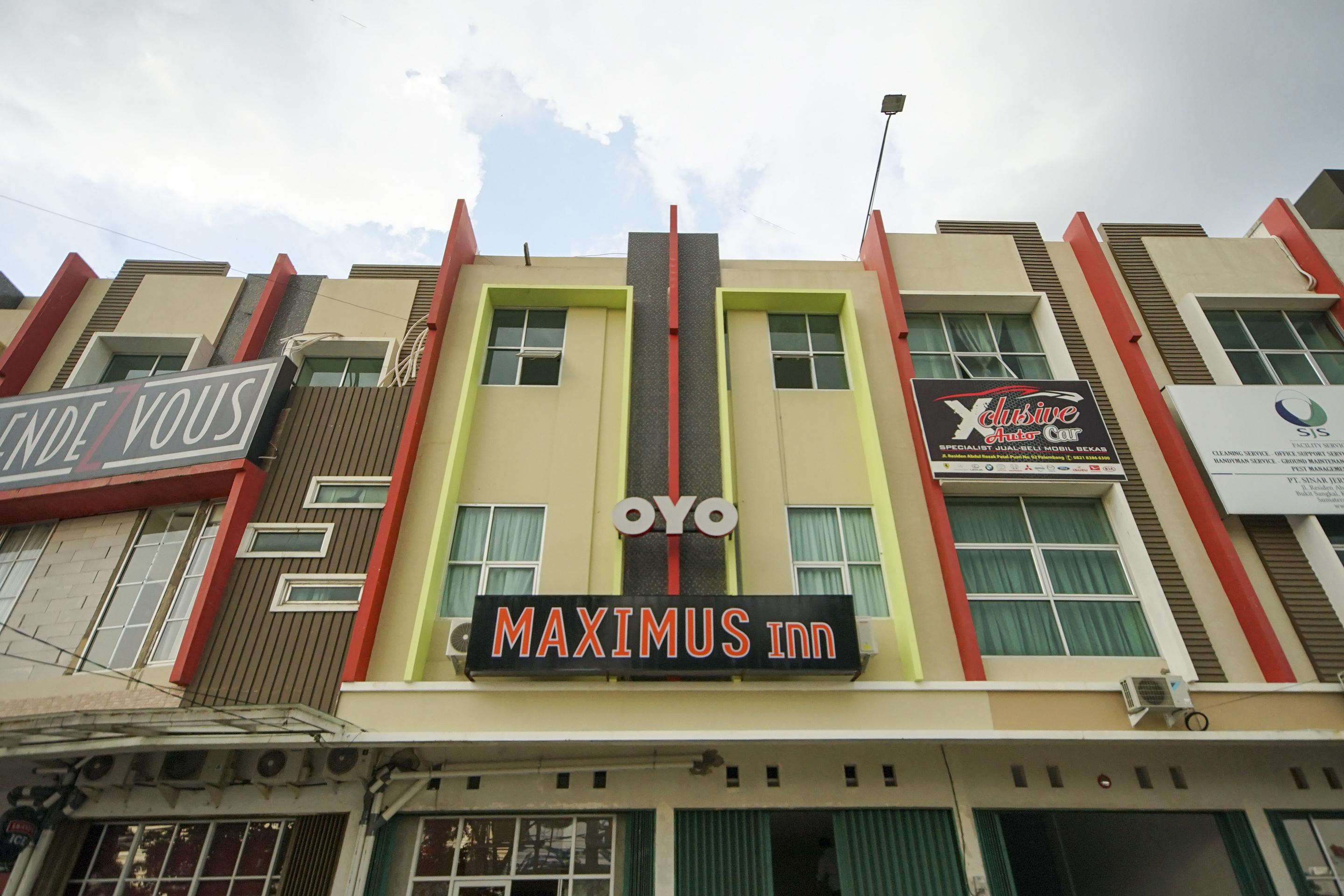 פאלמבאנג Oyo 251 The Maximus Inn Hotel מראה חיצוני תמונה